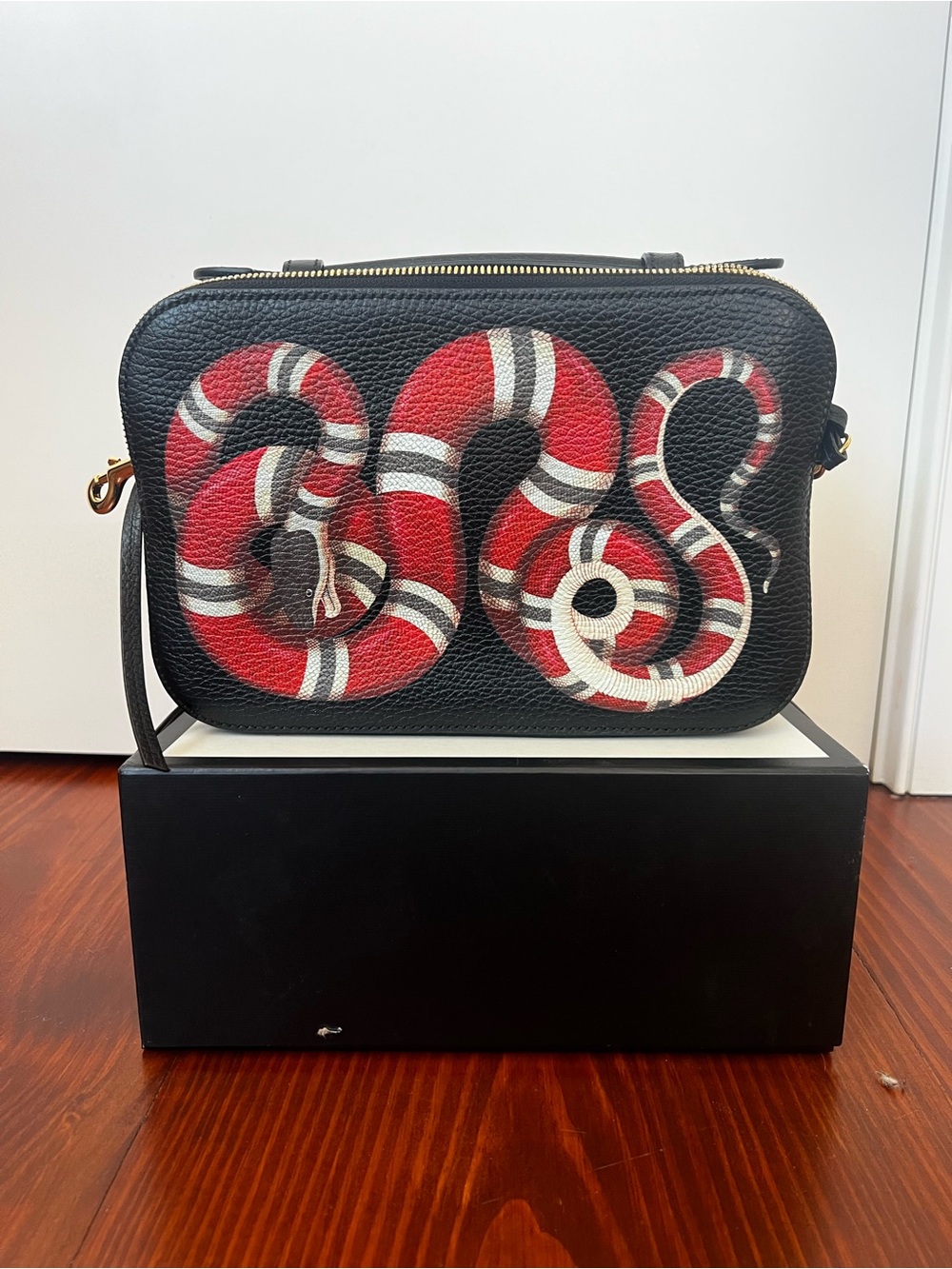 Gucci Black Pebbled Leather Kingsnake Crossbody